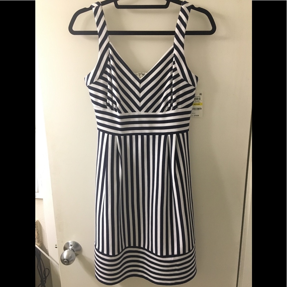 Maison Jules navy/white striped sleeveless dress M